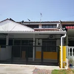 No 31 Landed Single Storey House Near Lost World Tambun For 5-6 Pax