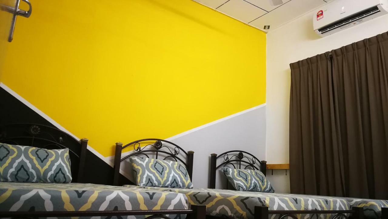 Holiday home No 31 Landed Single Storey House Near Lost World Tambun For 5-6 Pax *